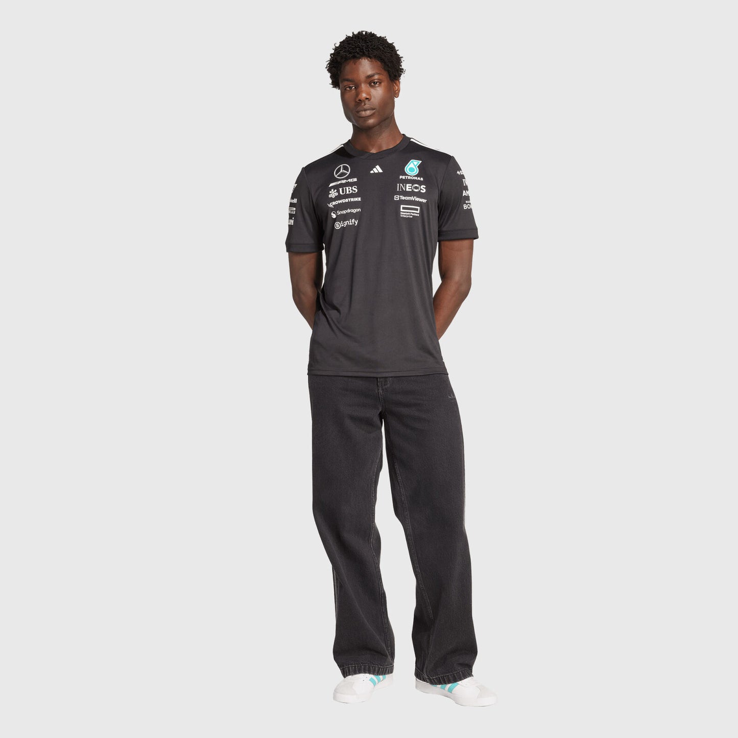 Playera Negra Mercedes-AMG F1 2025 Teamwear