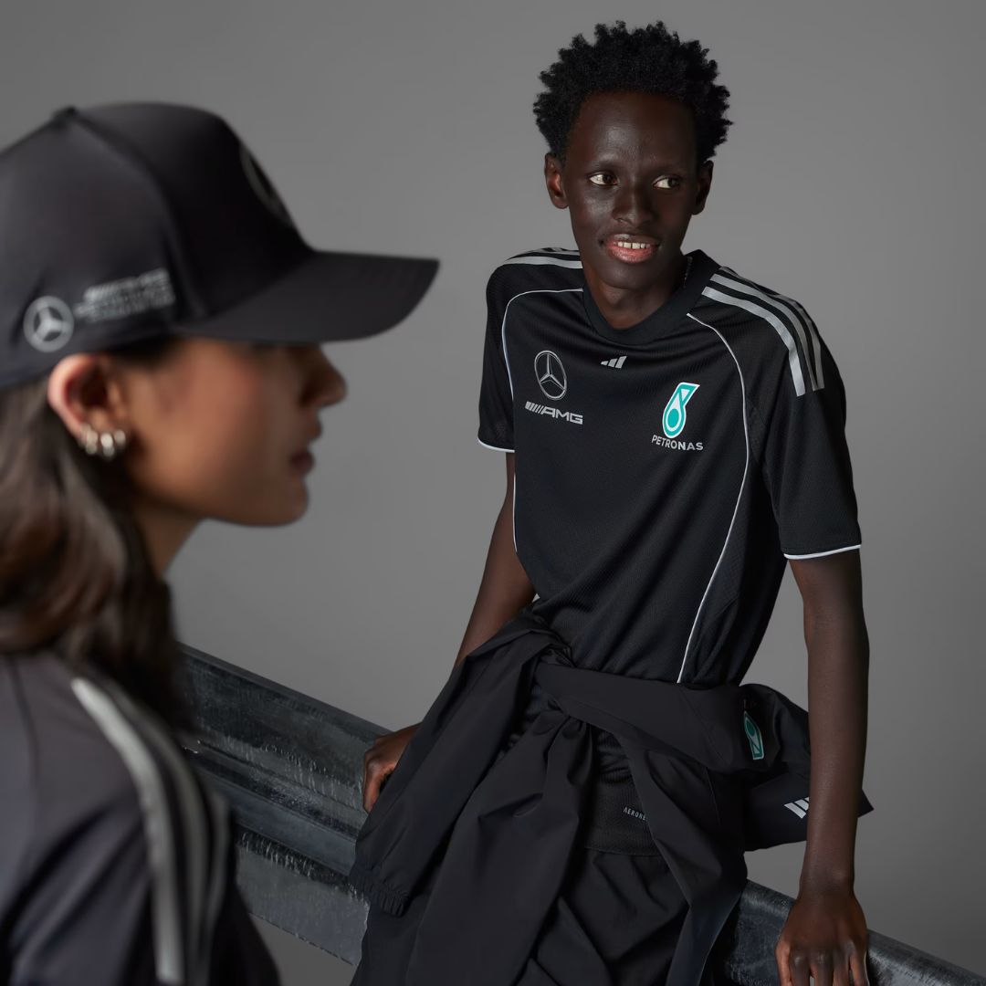 Playera de Mecánico Mercedes - AMG PETRONAS F1 Team 2025 – AEROREADY