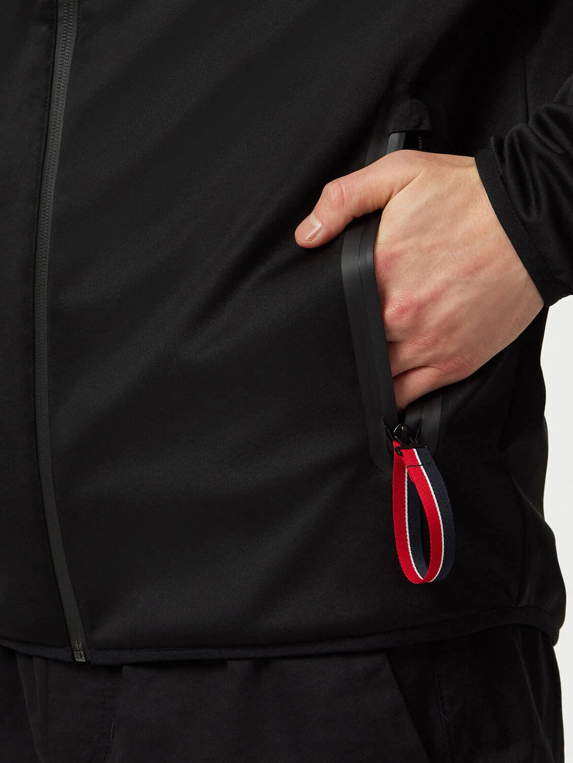 Chamarra Softshell Mercedes-AMG Petronas F1™ 2023 | Oficial