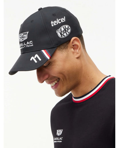 Gorra Negra Oficial Checo Pérez 2026 | Cadillac Formula 1 Team — Edición con Patrocinadores