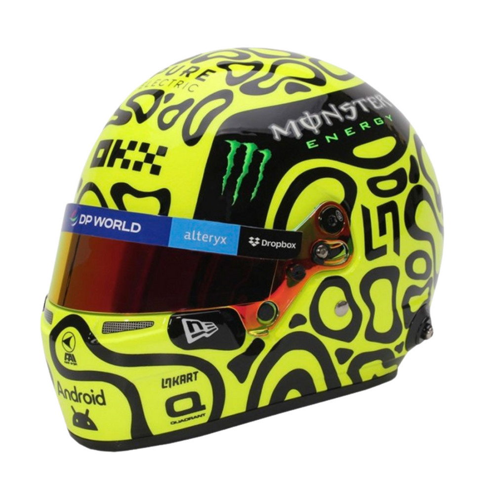 Casco Mini Helmet 1:2 Lando Norris McLaren 2024