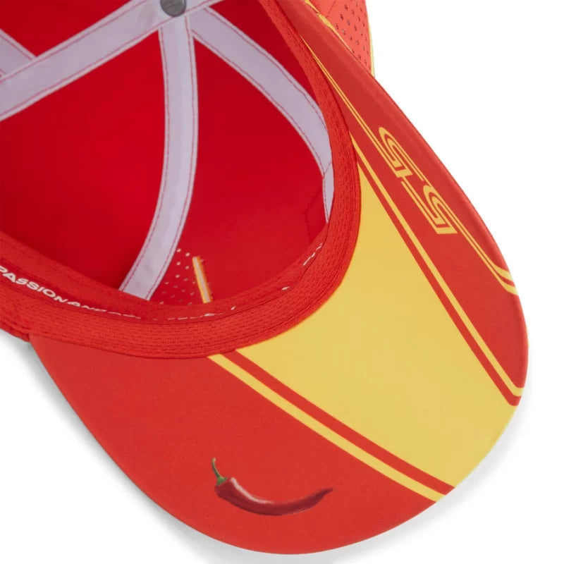 Gorra Carlos Sainz Ferrari **2024**