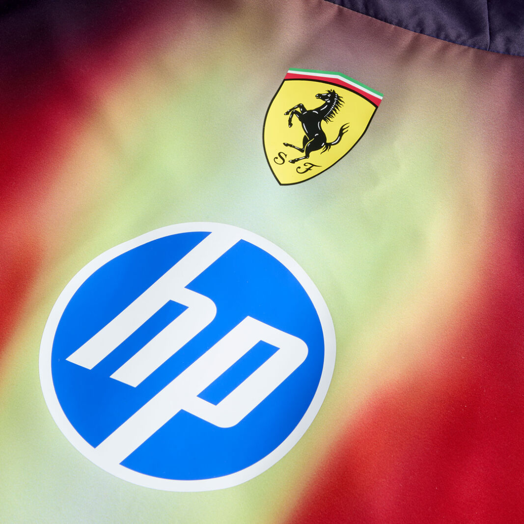 Sudadera Scuderia Ferrari F1™ 2026 China GP Hoodie PUMA Oficial