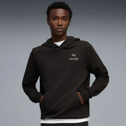 Sudadera McLaren Racing Fanwear Essentials Hoodie Negra PUMA Oficial