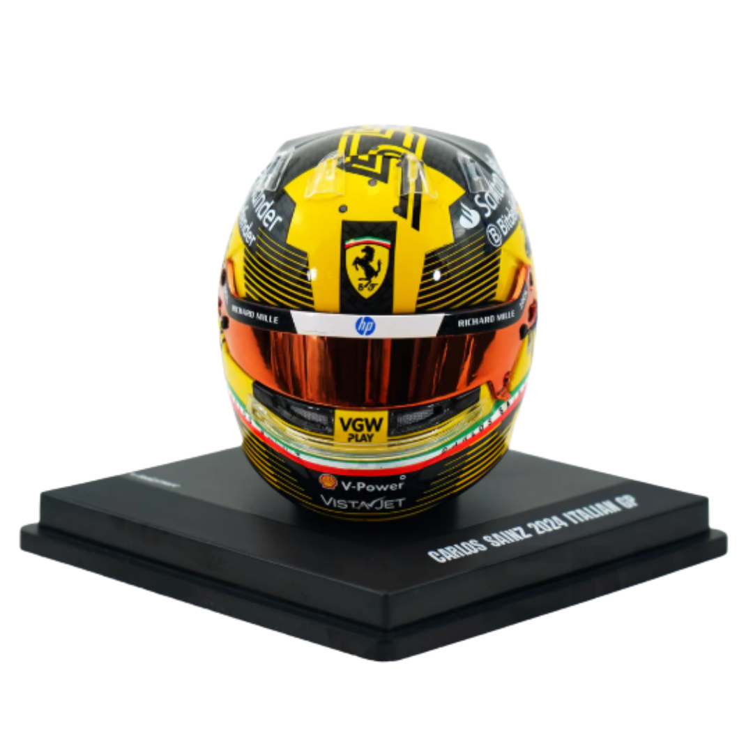 Casco Carlos Sainz Ferrari F1™ SF-24 Monza 2024 1:5 Looksmart - B2B