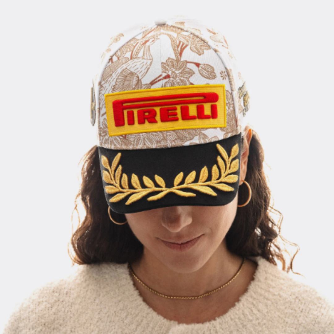 Gorra Pirelli Podium Singapur 2026 F1™ Edición Oficial