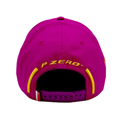 Gorra Pirelli F1™ Podium Singapore 2025 | Edición Especial Magenta
