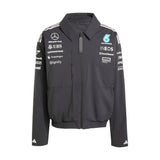 Chaqueta Mercedes-AMG F1™ 2025 Team – Oficial y Sostenible